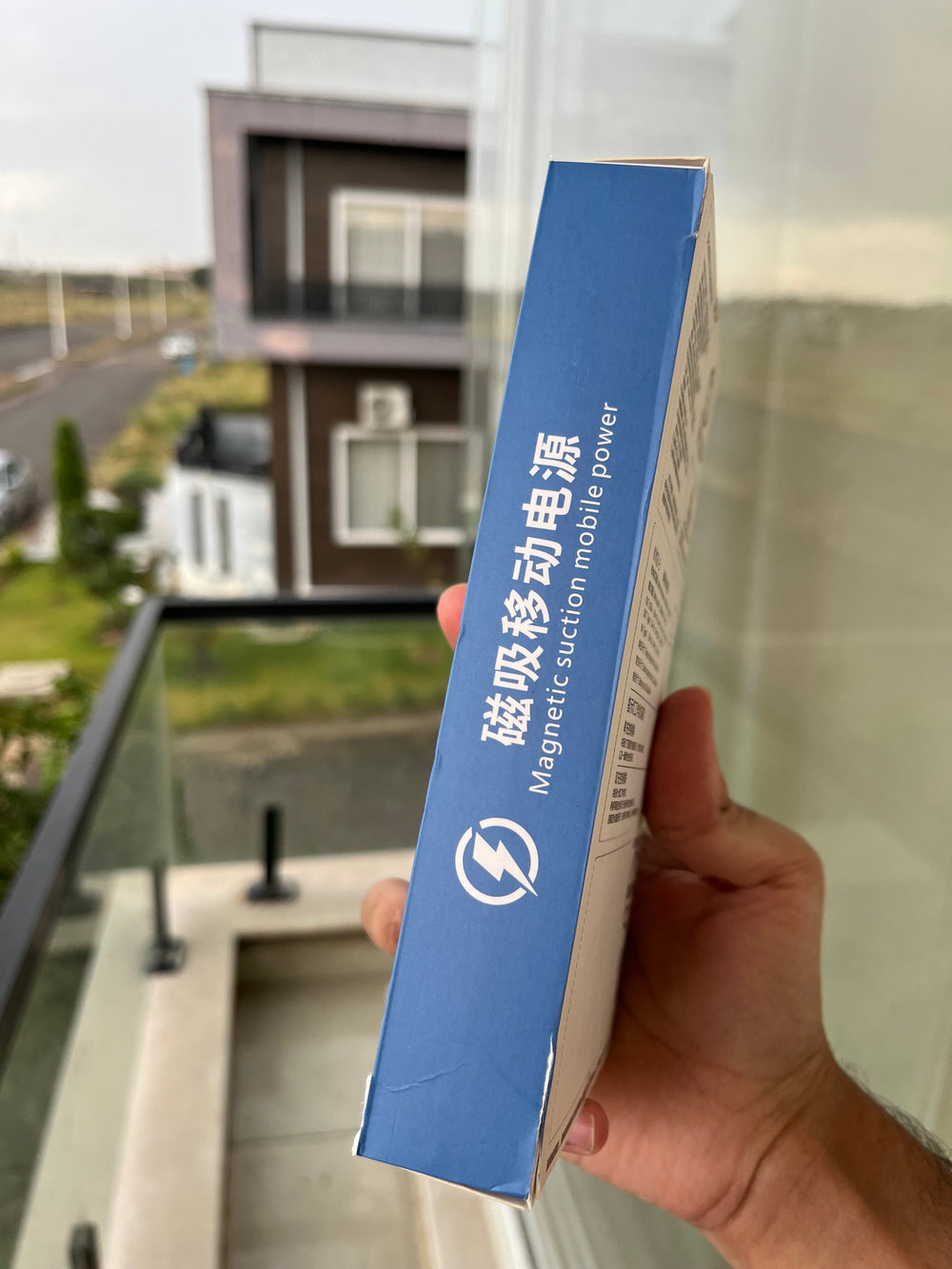 15000mAh 22.5W Fast Charging Power Bank with PD20W USB-C & Built-in Lightning Cable – KY03-3 - product image 11