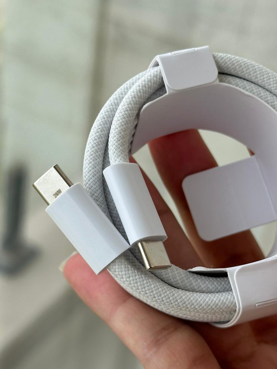 Apple USB-C to C Cable (2m) 240W Fast Charging for MacBook, iPhone 16/17 Pro Max & iPad - product image 12