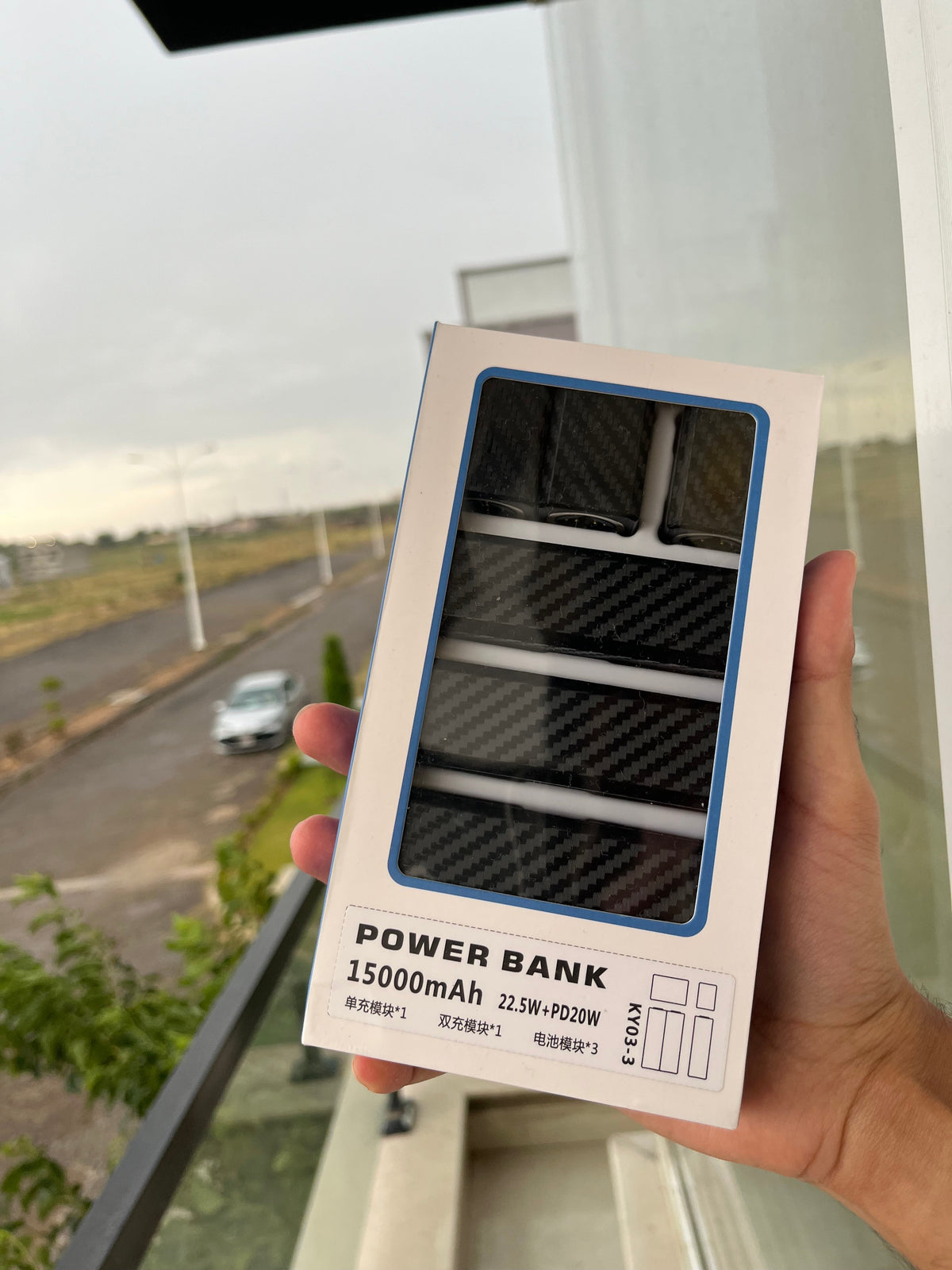 15000mAh 22.5W PD20W power bank with built-in Lightning cable – KY03-3 – product image