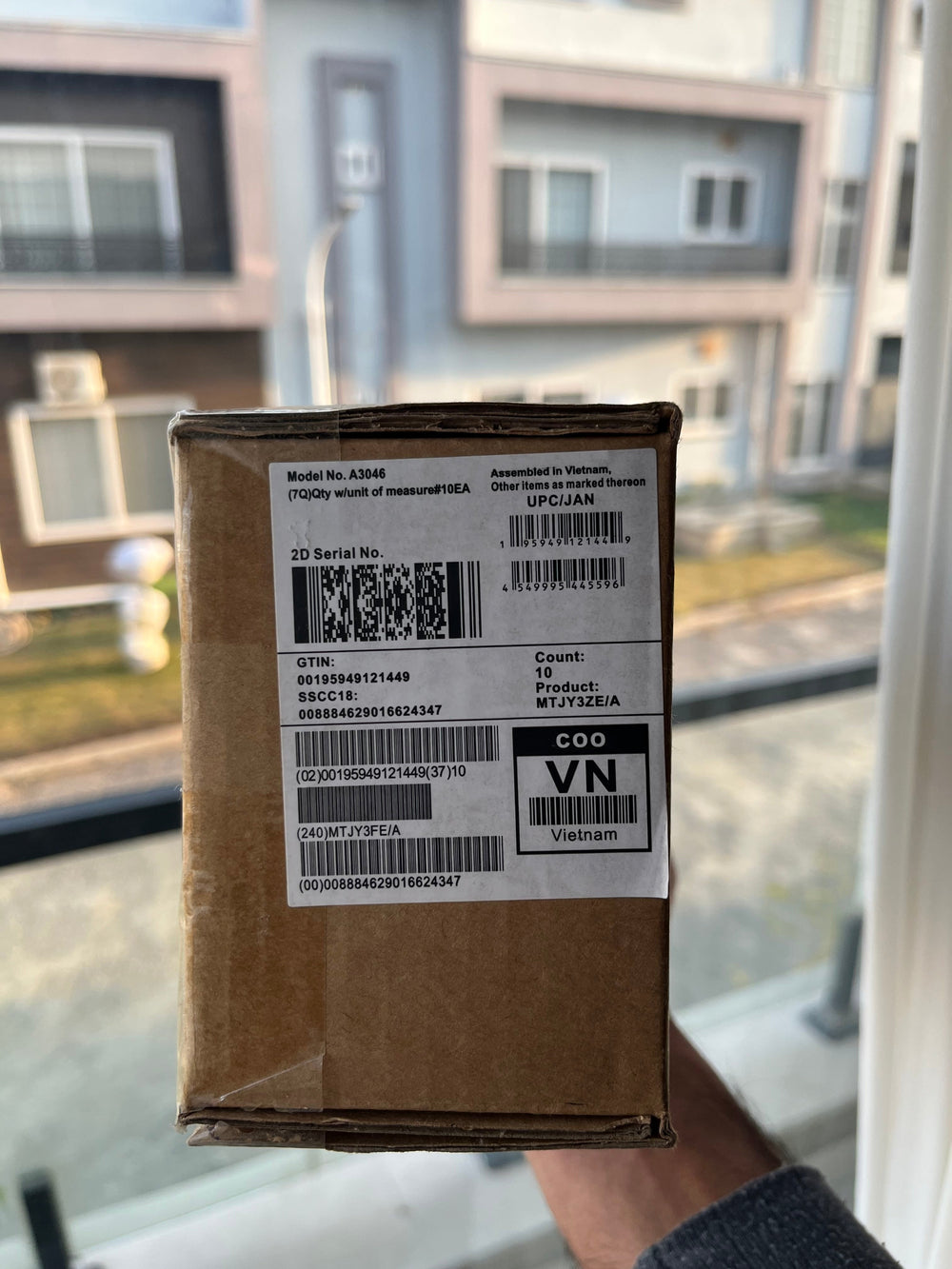 EarPods (Lightning Connector) - product image 12